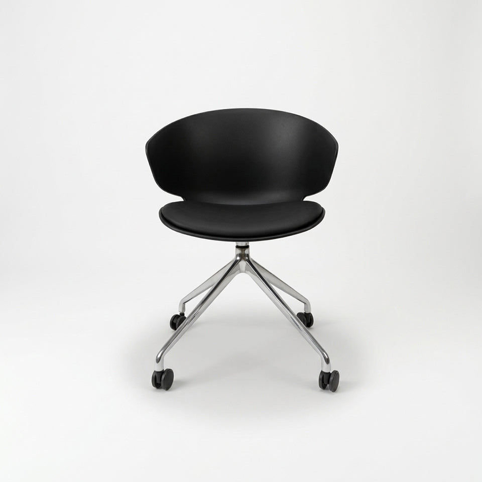Viggo Swivel Chair