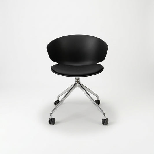 Viggo Swivel Chair