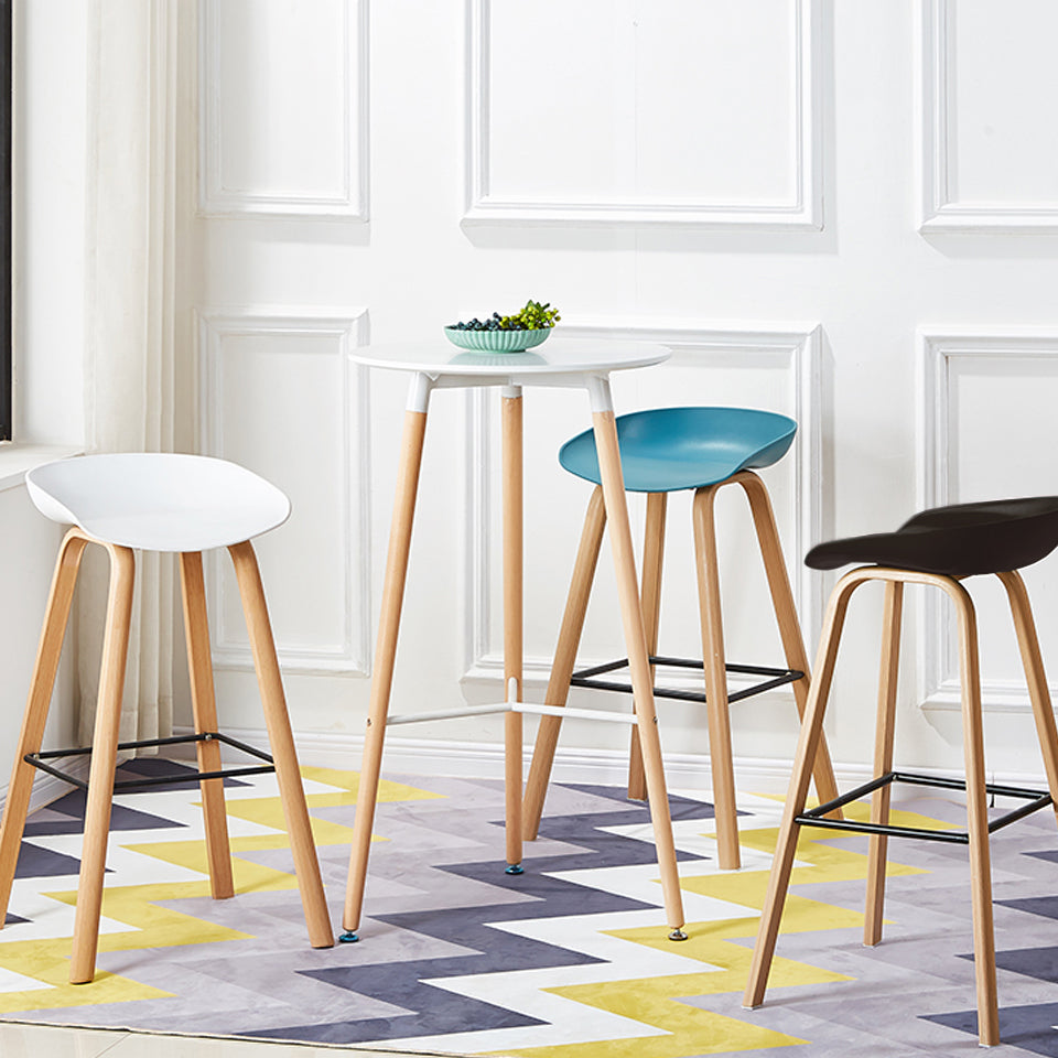 Ikon bar online stool